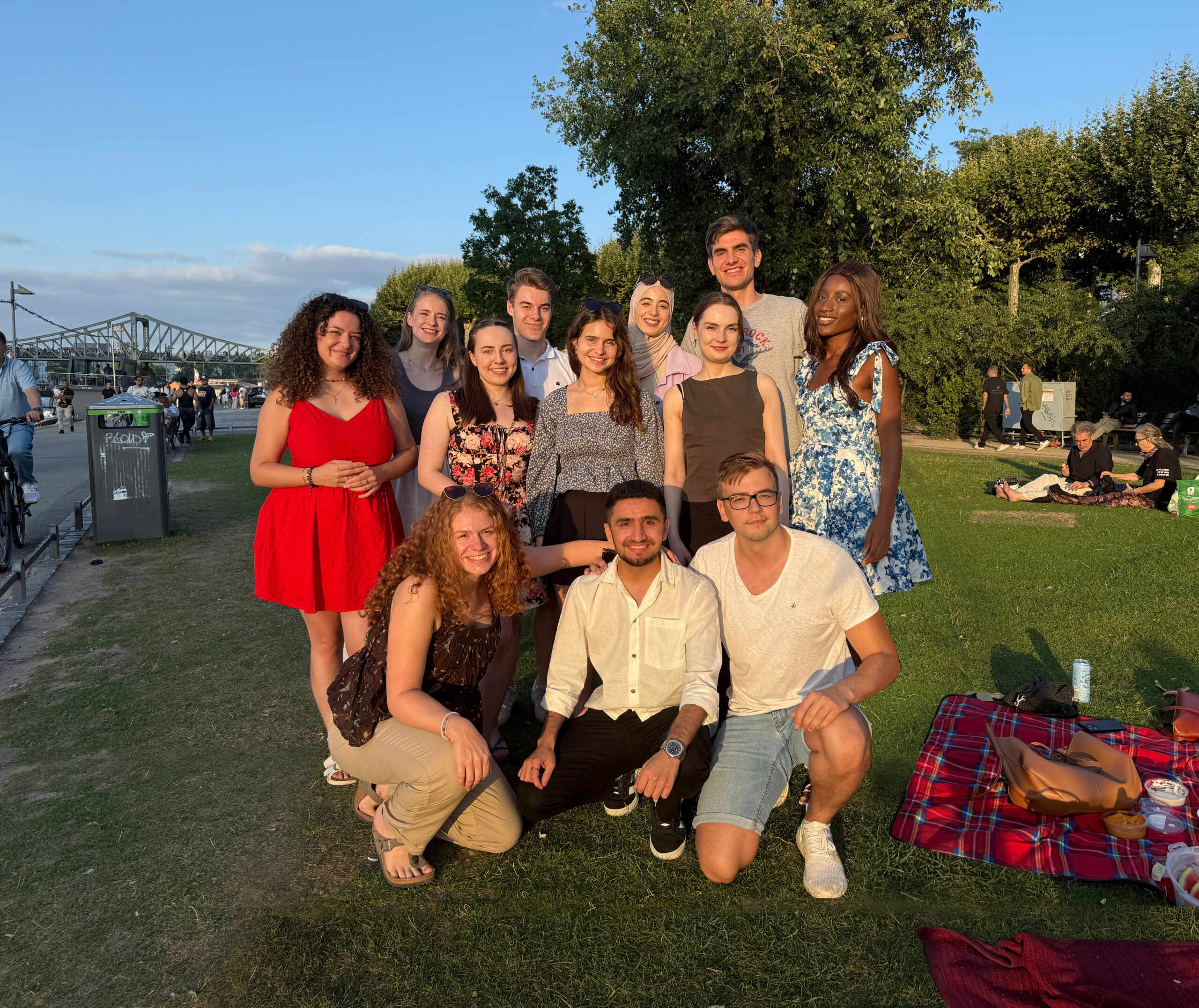 Legmon Picknick-Treffen in Frankfurt